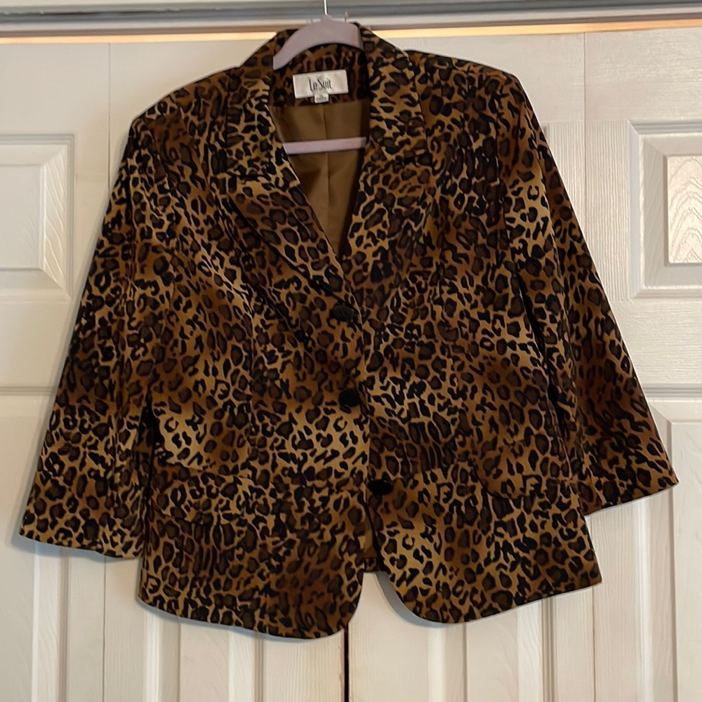 Leopard blazer